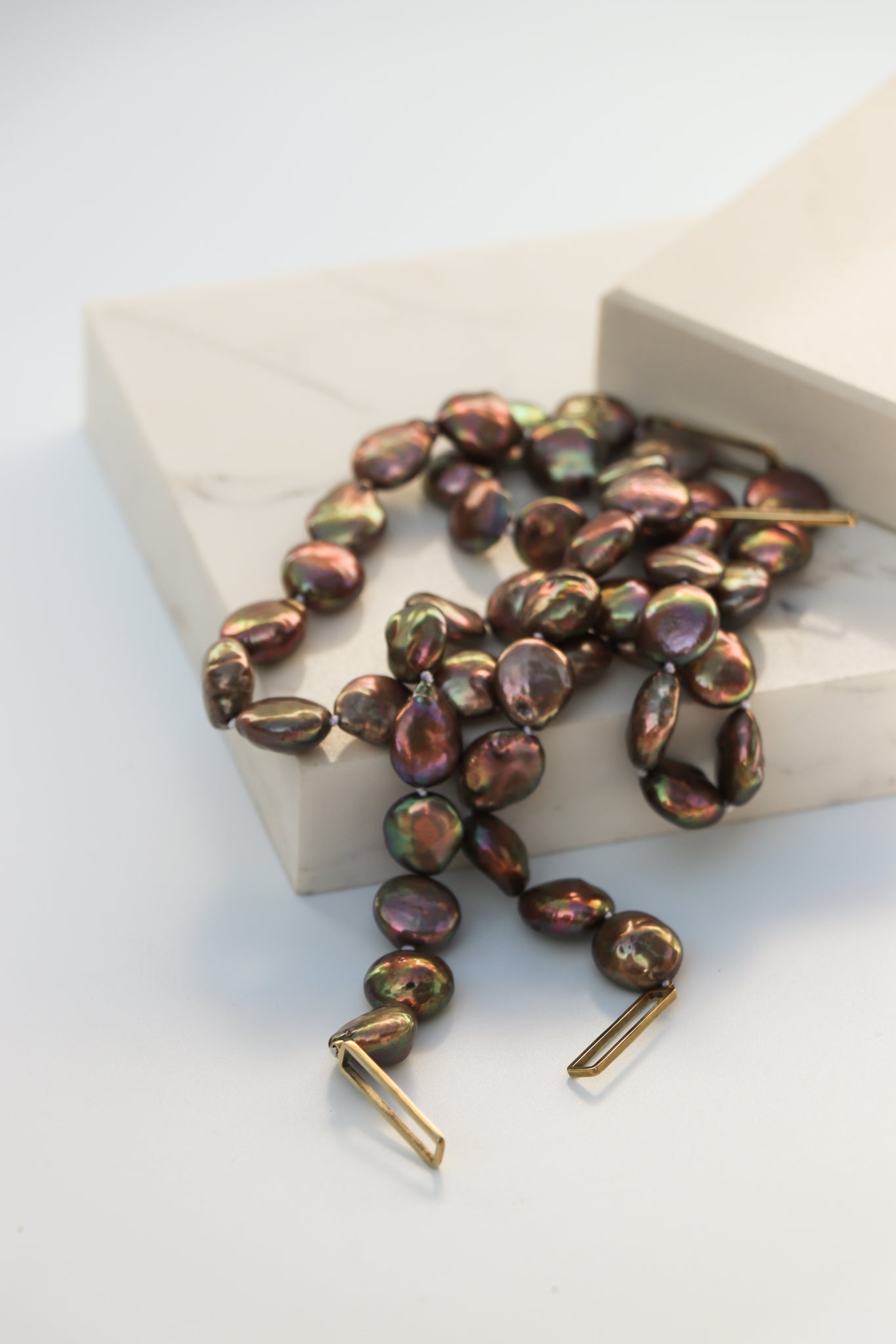 Gaia Linear Pearls in Copper