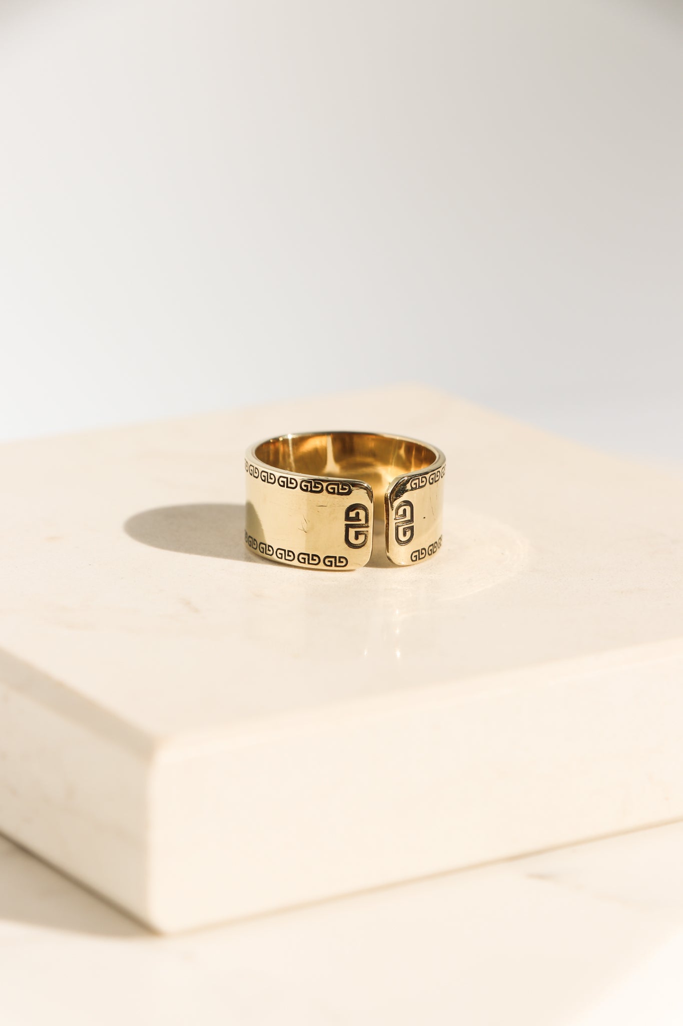 Es Band Ring